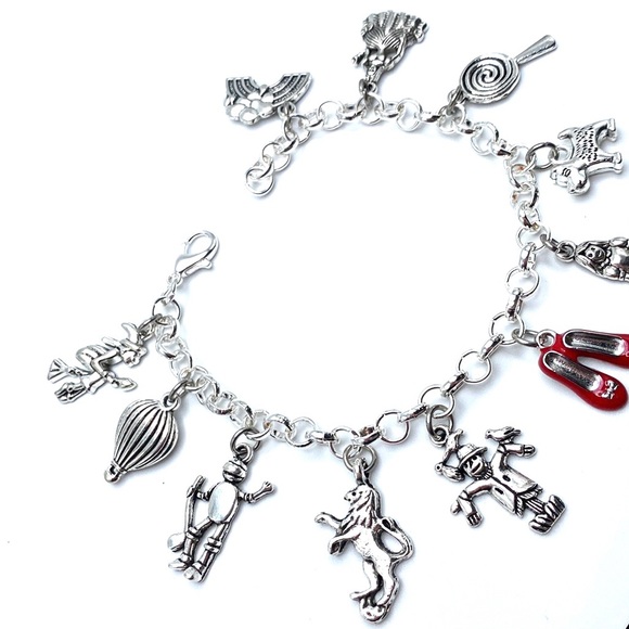 Wizard Of Oz Charm Bracelet - Picture 4 of 5